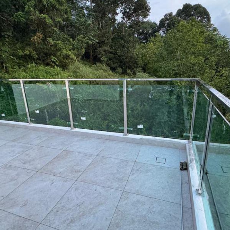 Staircase Glass Railing System Stainless Steel Handrail Indoor Outdoor Modern Design