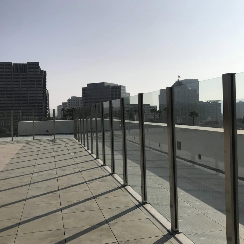 Frameless Glass Balustrade 12mm Tempered Glass Balcony Railing Systems